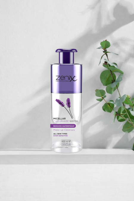 مزيل المكياج بخلاصة الخزامى